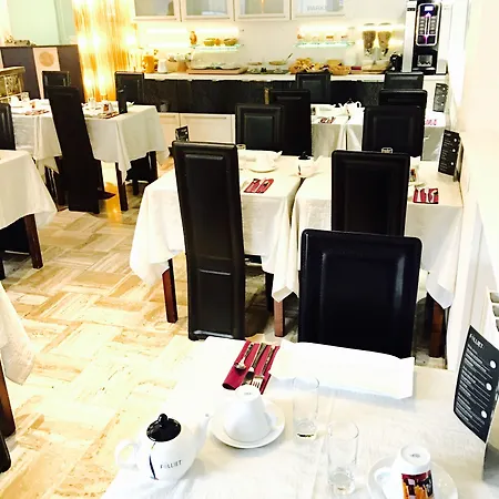 Hotel Victoria 3*