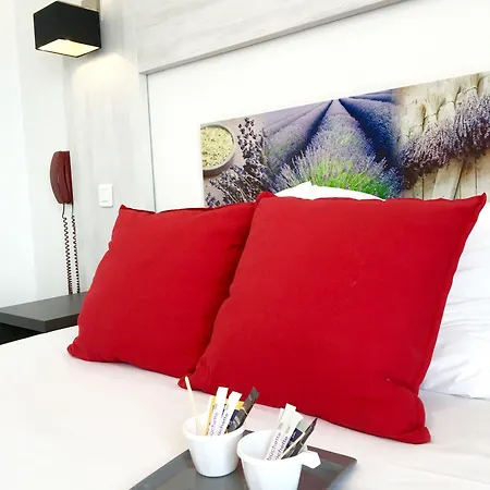 Victoria Hotel