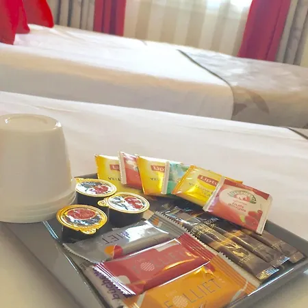 Victoria Hotel 3*
